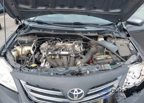 2013 Toyota Corolla Le z USA, uszkodzony, nr VIN 2T1BU4EE3DC007318